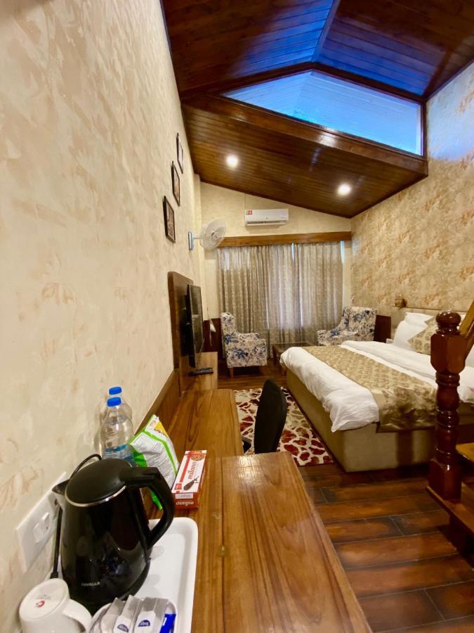 Royal Castle Hotel Kasol Bagian luar foto