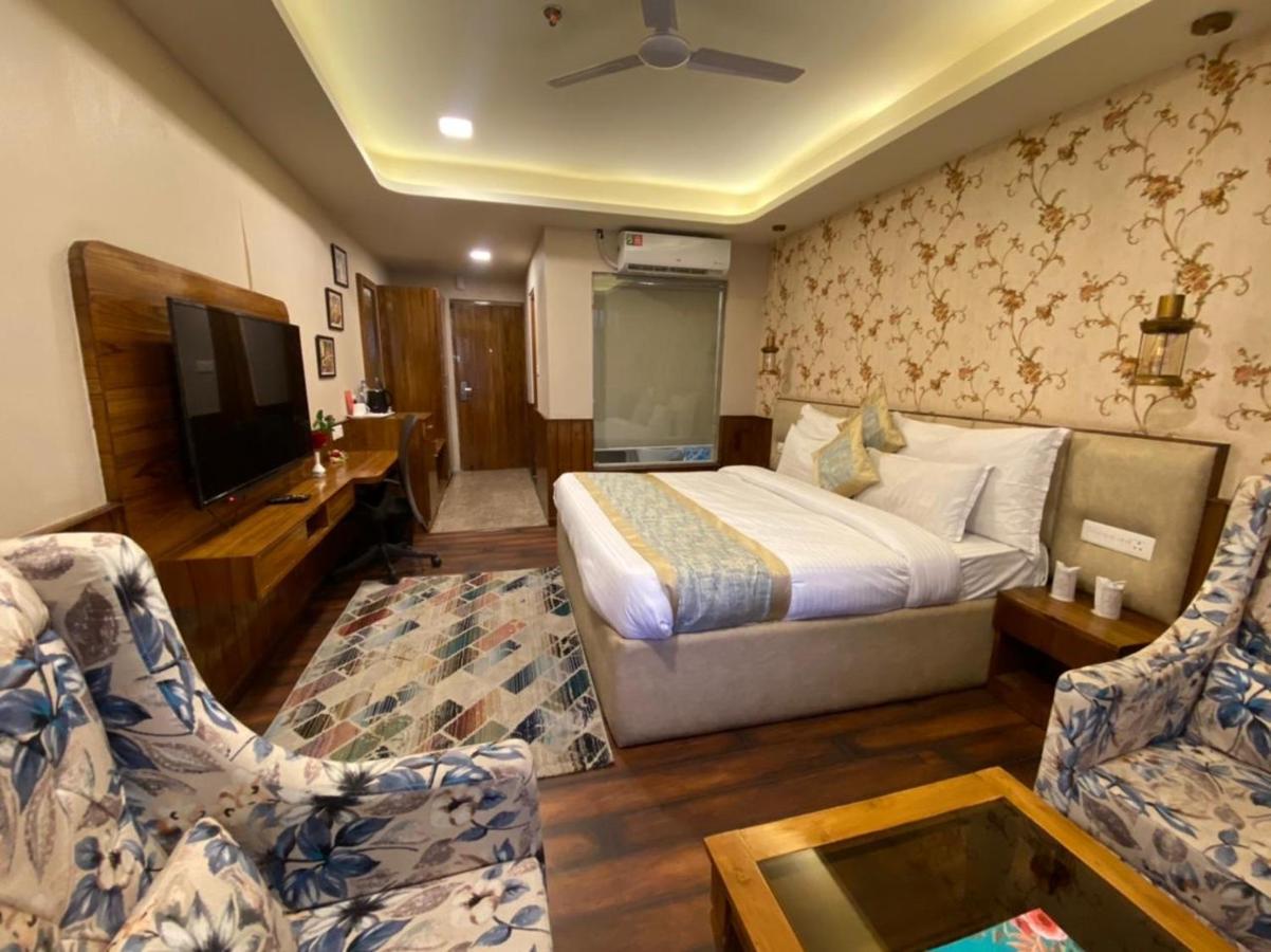 Royal Castle Hotel Kasol Bagian luar foto