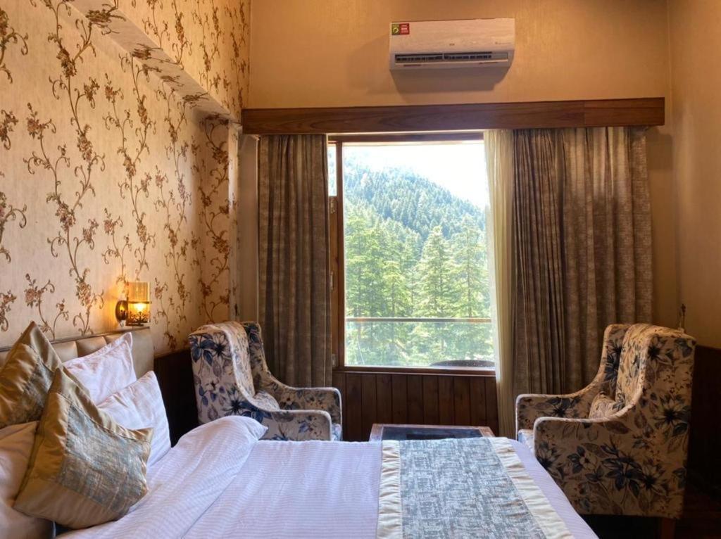 Royal Castle Hotel Kasol Bagian luar foto