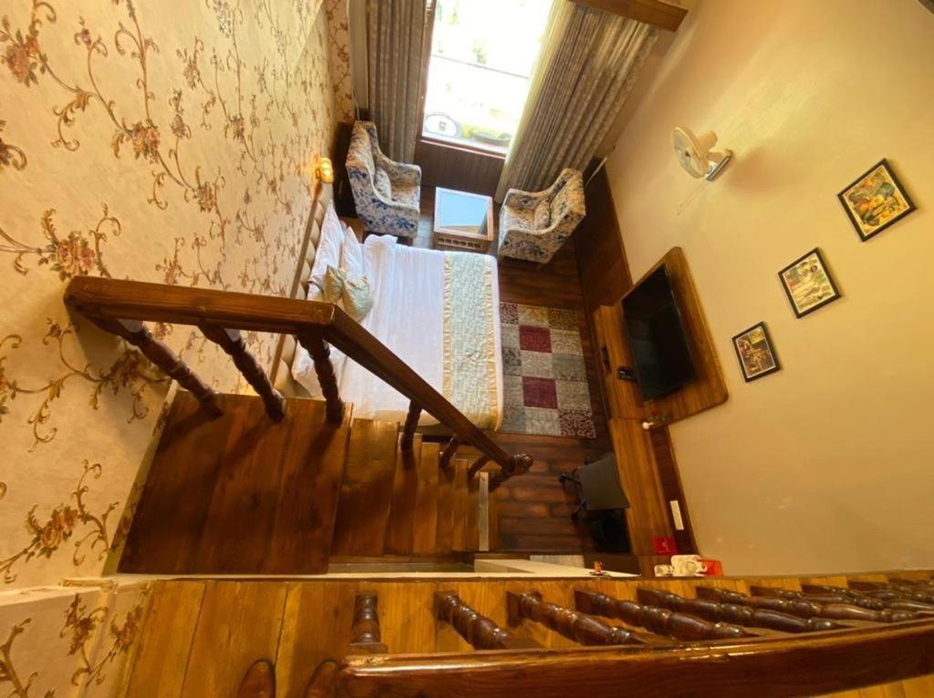 Royal Castle Hotel Kasol Bagian luar foto