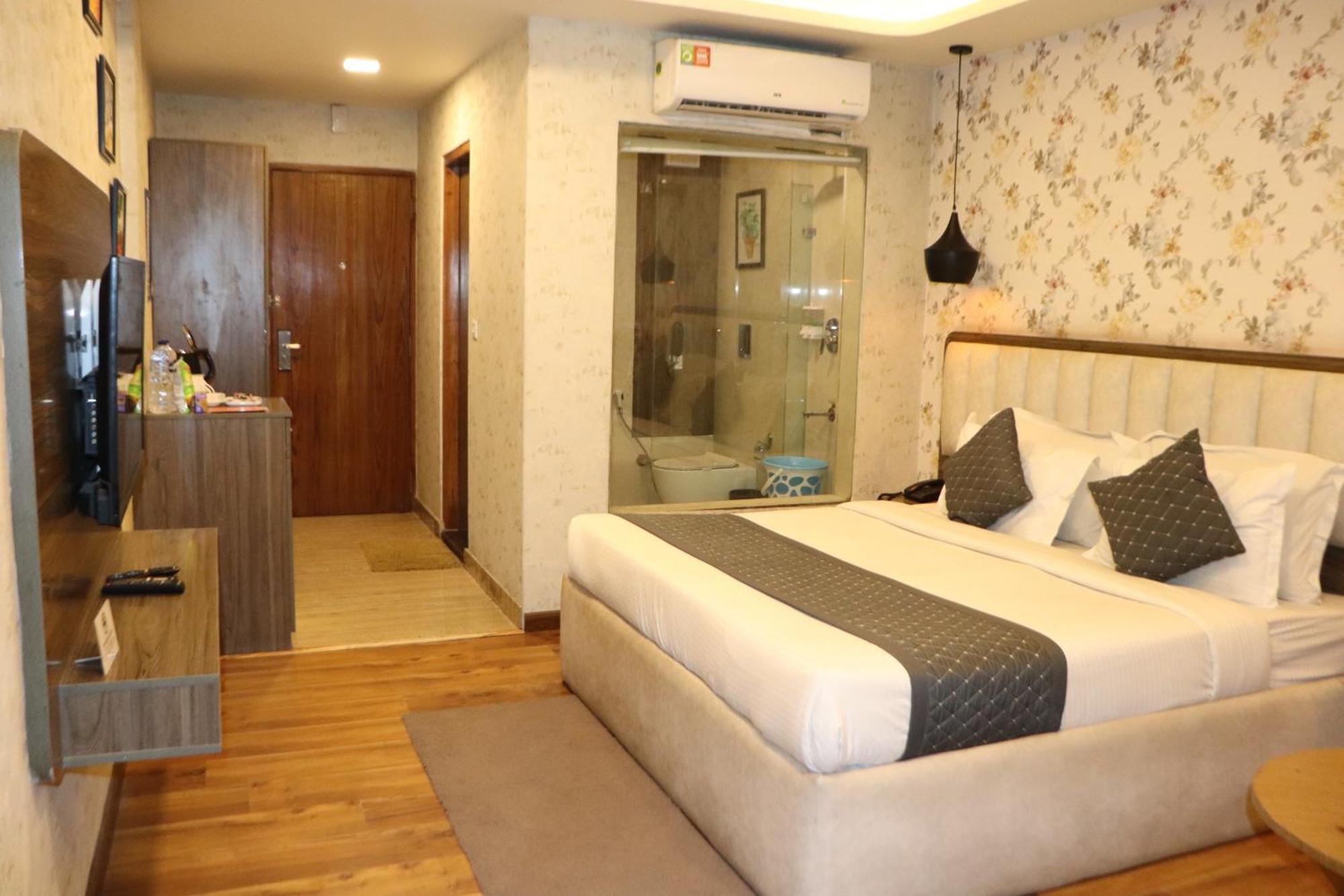 Royal Castle Hotel Kasol Bagian luar foto